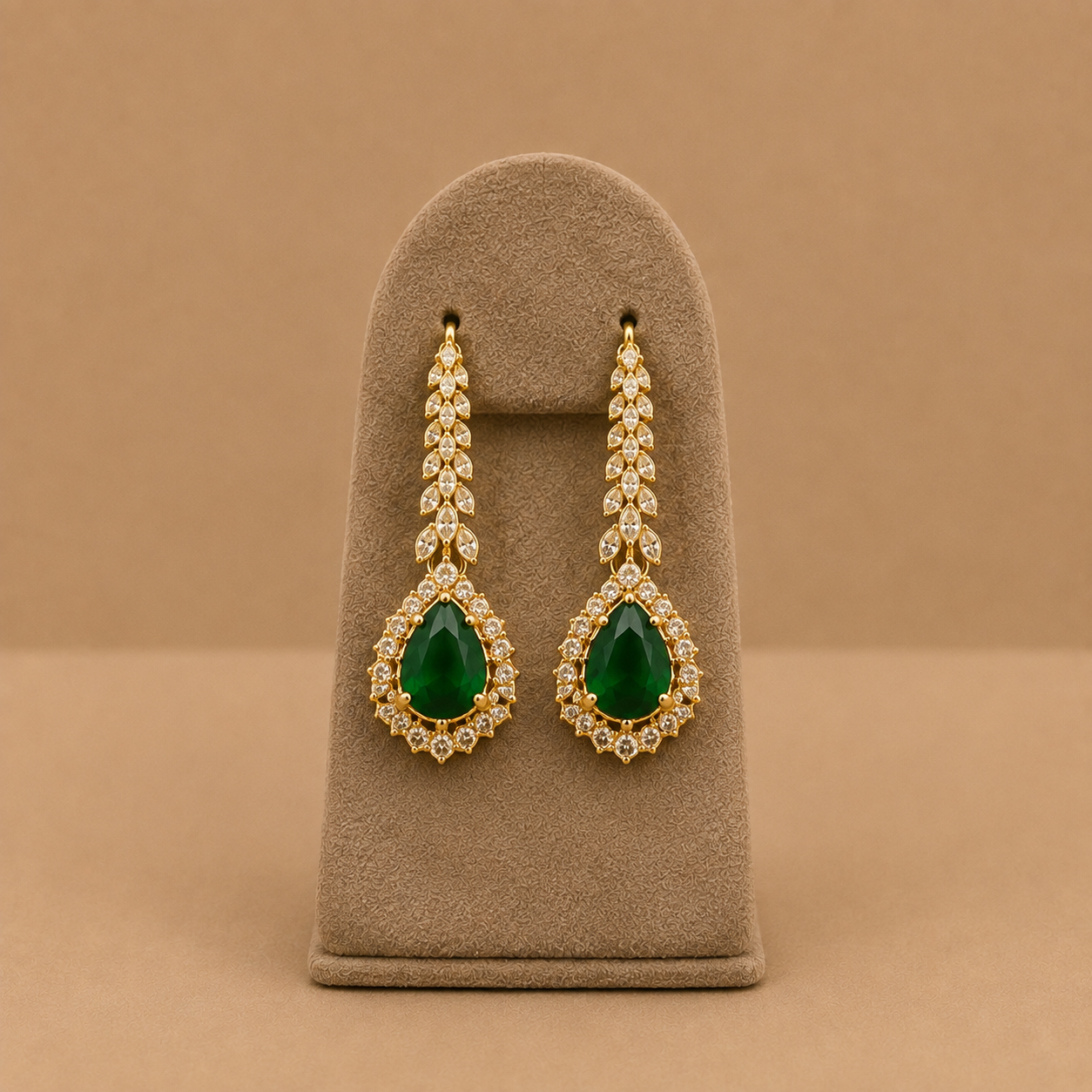 The Empress — Royal Emerald Jewelry Set